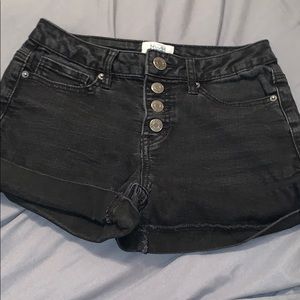 black jean shorts